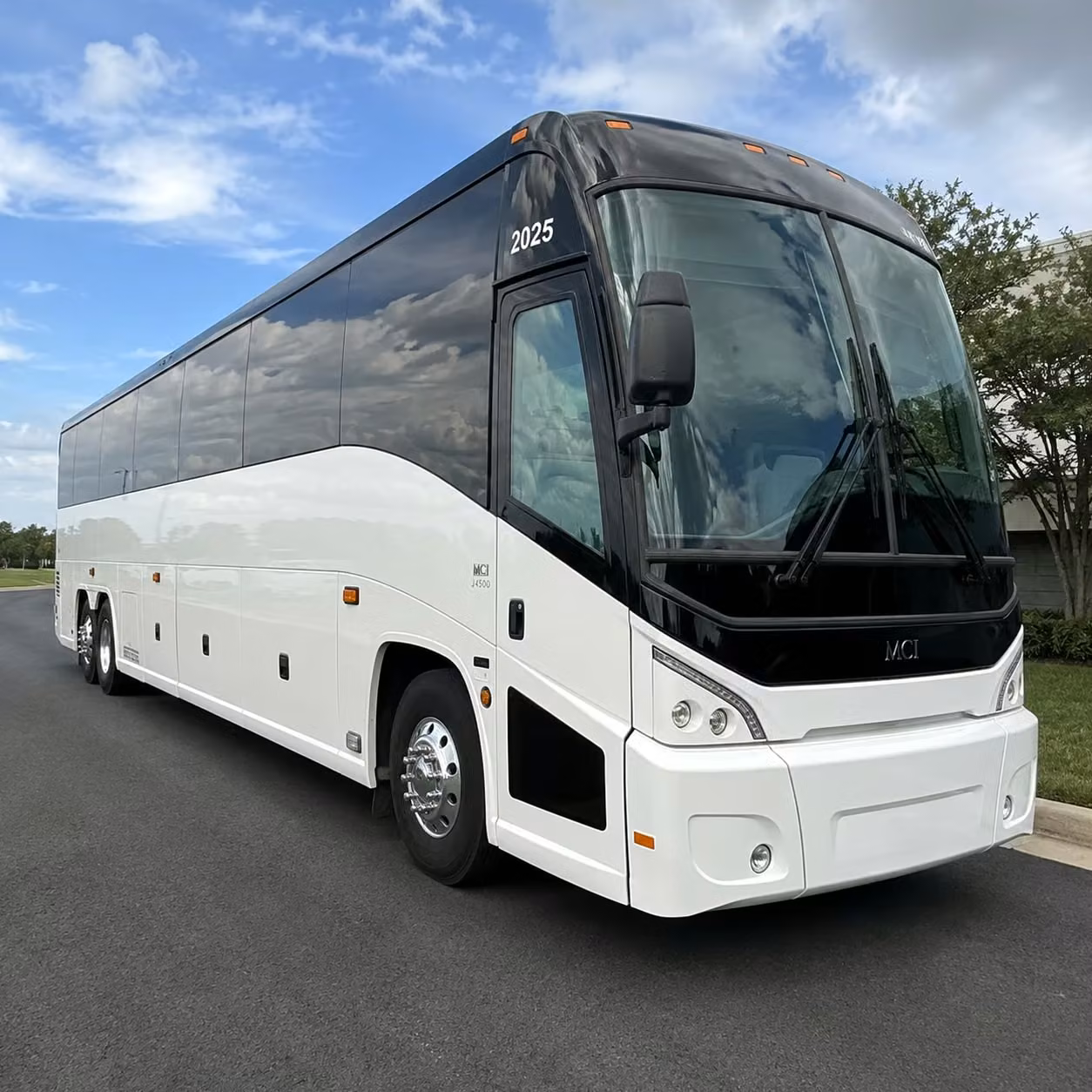 bus rentals for shows at bass performance hall and the cultural district