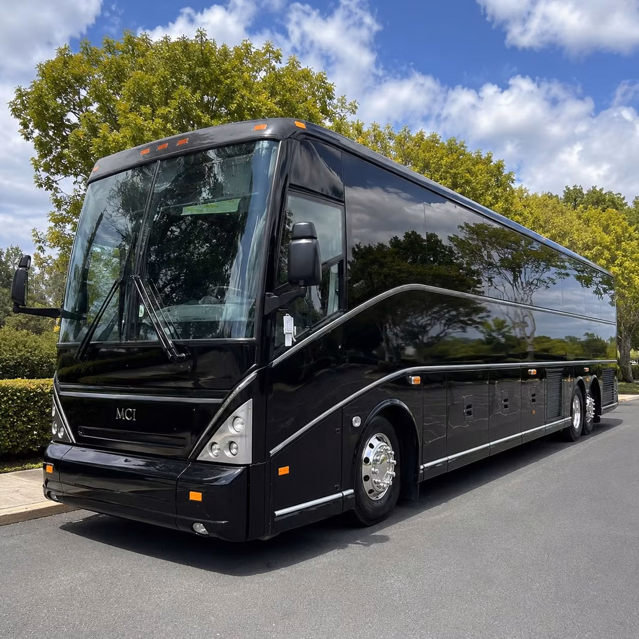 fortworthcoachbusservice com puts your group in the right bus for billy bob s texas